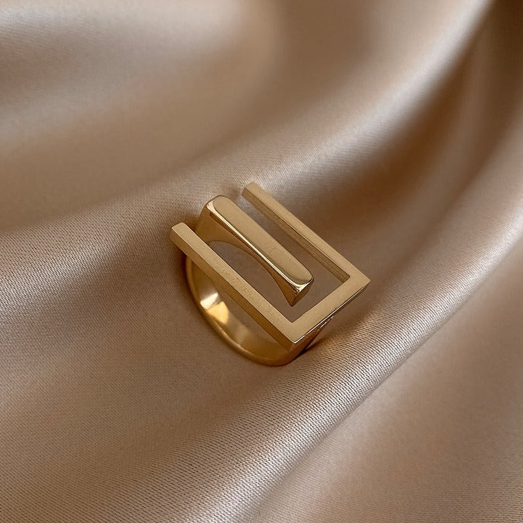 Bague Féminine au Style Unique Géométrique